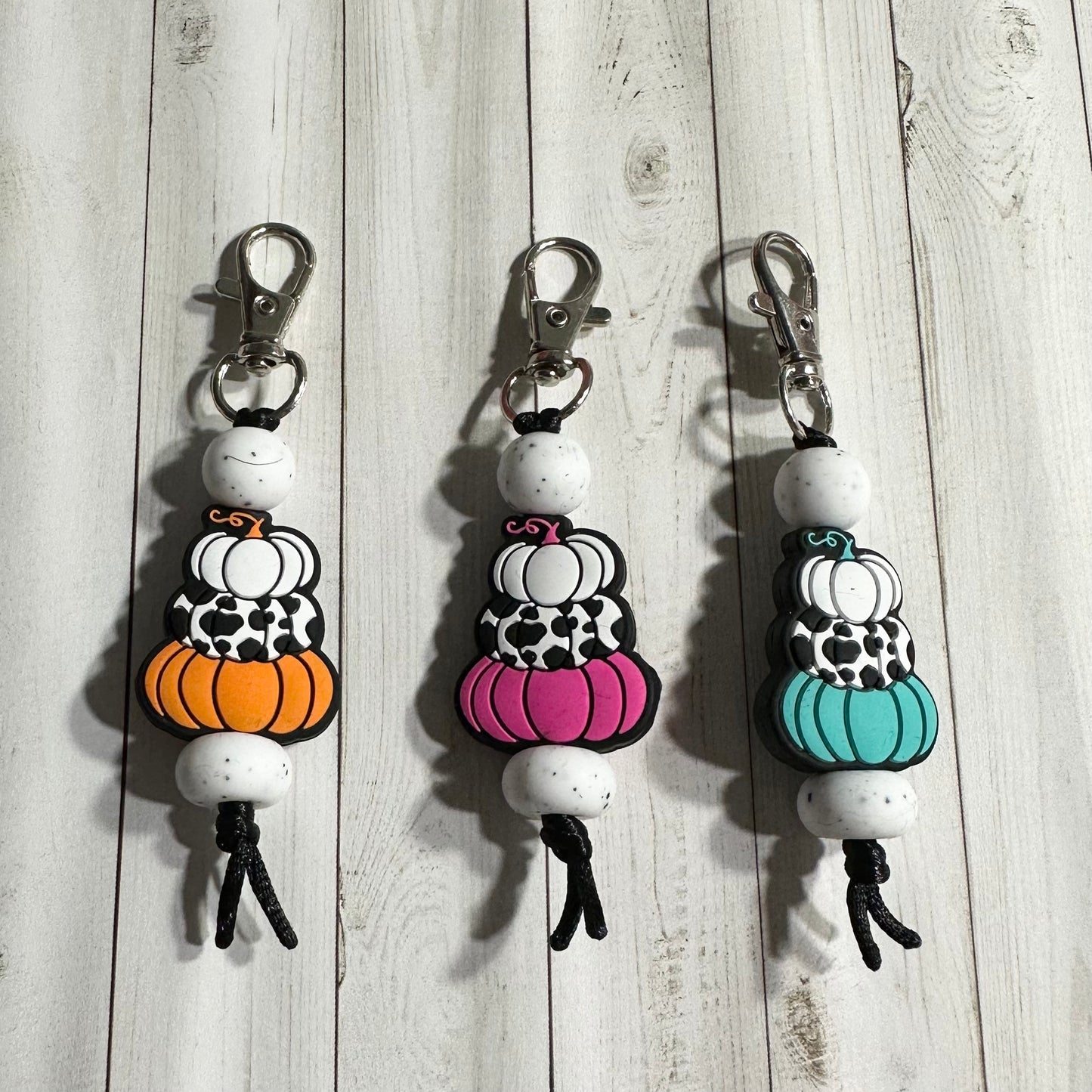 Stacked Pumpkin Zipper Pulls